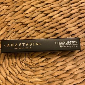 Anastasia Beverly Hills liquid lipstick
